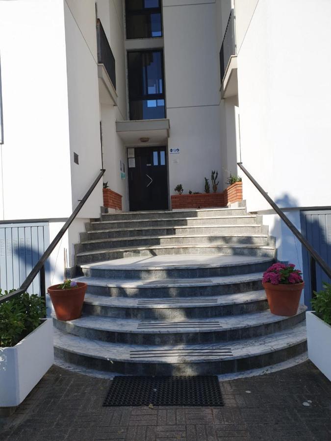 Calypso Bed And Beach Paestum Exterior photo